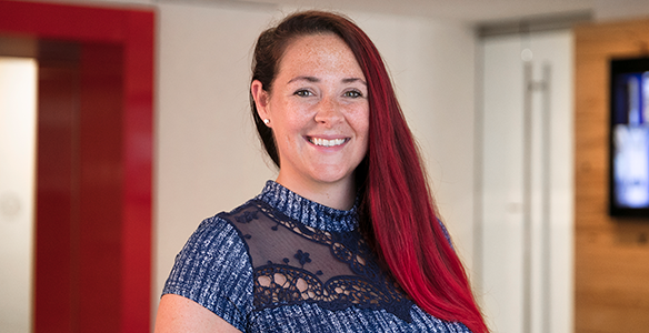 Speaker photo for: Jenn Contois